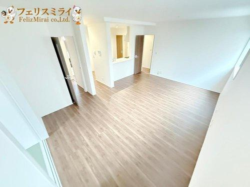 Livele Ｇａｒｄｅｎ　神戸市北区星和台　１棟（平屋）の居間・リビング|■現地写真■
大手施工で安心の住まい♪
お気軽にお問い合わせください。