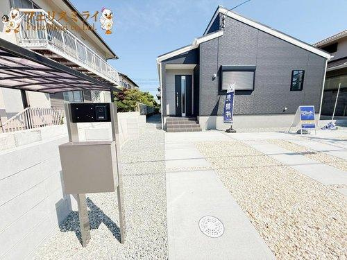Livele Ｇａｒｄｅｎ　神戸市北区星和台　１棟（平屋）の玄関|■現地写真■
限定１邸♪お気軽にお問い合わせください。