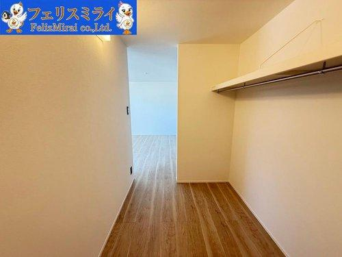 マリンホーム　神戸市北区山の街1０　全５棟の収納|■現地写真・４号棟■
収納スペースは奥行きがあります、各室収納スペース完備◎