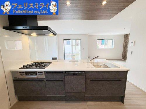 　のキッチン|■現地写真■
キッチンには食洗器も完備しております♪