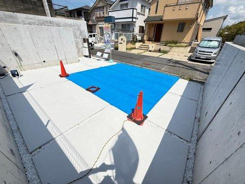 　の駐車場|■現地写真■
お車並列で２-３台駐車可能♪