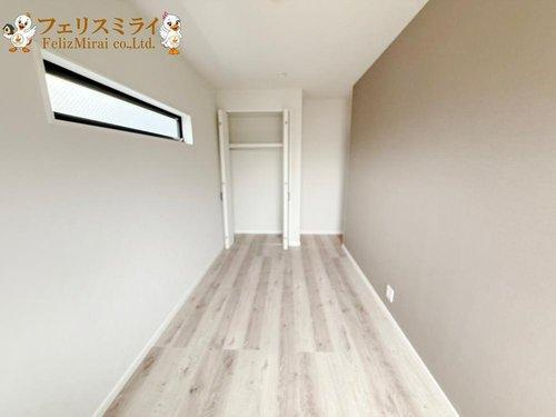 神戸市北区鈴蘭台南町３丁目１０-１８のその他|■現地写真■
落ち着きのあるアクセントクロスが印象的なお部屋です♪