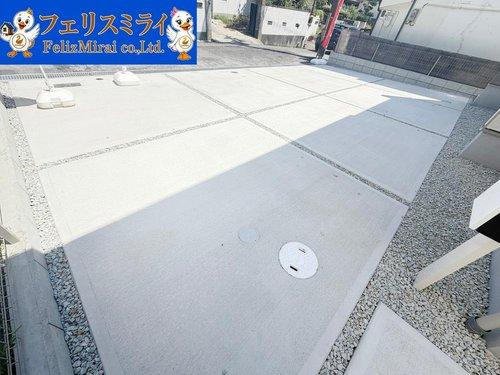 Terrechez　神戸市垂水区塩屋台１期　全１棟の駐車場|■現地写真■
お車３台駐車可能♪
