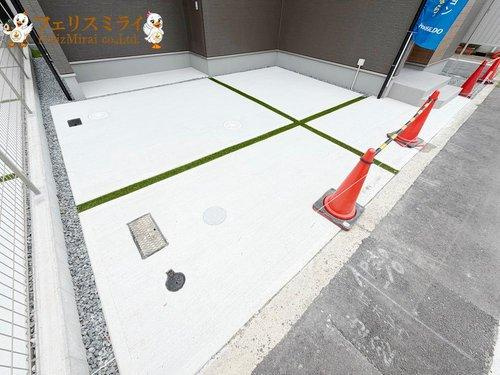 Heartful Town　明石市魚住町西岡１８４６番地　全５棟（明石）の駐車場|■現地写真・A号棟■
駐車２台可(車種制限あり)♪
前面道路は交通量が少なく駐車しやすいです♪
