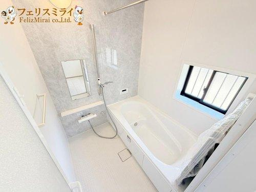 Heartful Town　明石市二見町東二見第１期　全７区画（神戸の浴室|■現地写真・F号棟■
1坪タイプの浴室♪
広々としており、好評頂いております♪
