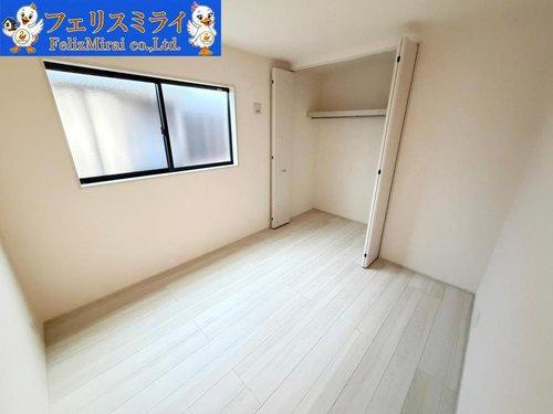 　のその他|■現地写真■
大きな窓がございますので、明るい室内となっております♪