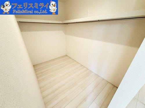 　の収納|■現地写真■
主寝室には広々WICも♪