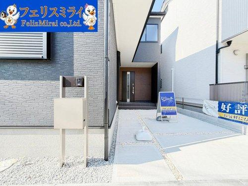 　の玄関|■現地写真■
明石駅徒歩１５分の新築戸建て♪
戸建て売買専門店のフェリスミライまでお気軽にお問い合わせください。