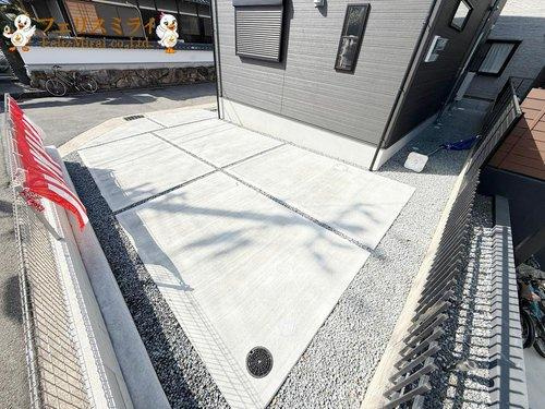 神戸市第9垂水区南多聞台の駐車場|■現地写真■
お車２台駐車可能♪