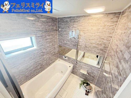 神戸市垂水区桃山台３丁目　全２棟の浴室|■現地写真・１号棟■
浴室暖房乾燥機付きの広々バスルーム♪