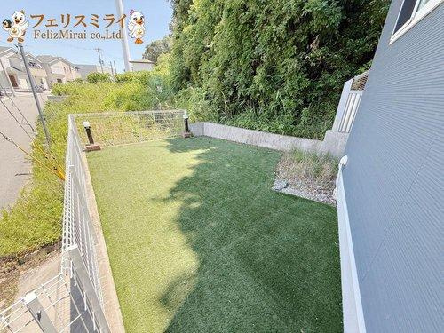 神戸市垂水区名谷町の庭|■現地写真■
日当たりの良い、広々お庭スペース♪