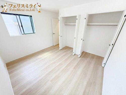 Grafare　神戸市垂水区千代が丘　１棟のその他|■現地写真■
窓ガラスは全てペアガラスとなっており、断熱性や防音性に優れています♪