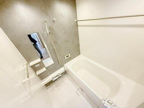 三木市志染町青山５丁目２５-１８の浴室|■現地写真■
新調した広々とした浴室♪