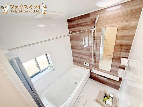 Grafare　三木市末広２期　７棟の浴室|■現地写真・２号棟■
１坪タイプの浴室です♪