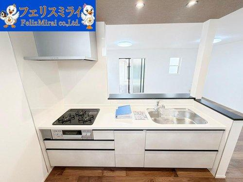 First Town　加古川市平岡町高畑第１２のキッチン|■現地写真■
食洗器はオプション工事にて対応可能♪お気軽にご相談ください♪