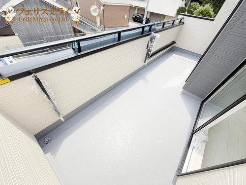 Blooming Garden 明石市魚住町中尾２期　全２棟のバルコニー|■現地写真・１号棟■
広々としたバルコニー♪
洗濯物がたくさん干せます♪