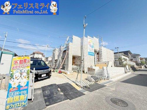 　の前面道路含む現地写真|■現地写真■
前面道路は交通量が少ないためゆったり駐車出来ます♪