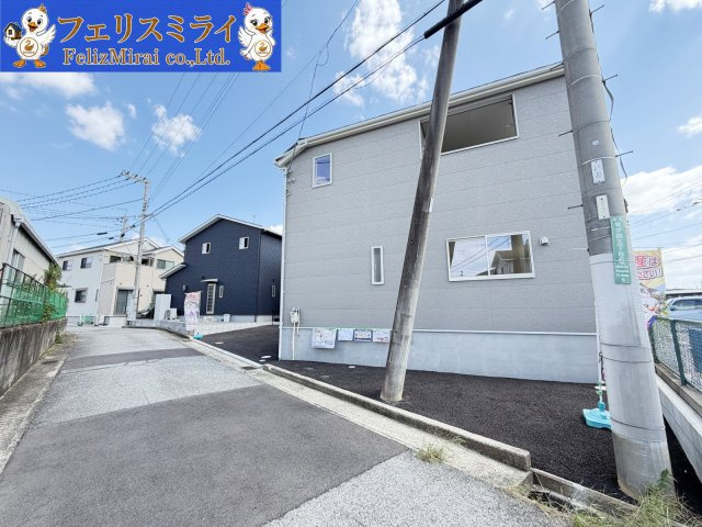 神戸市西区竜が岡５丁目６－４の前面道路含む現地写真