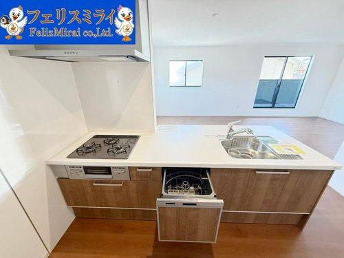 Terrechez　明石市魚住町１４期（西岡）　全２棟のキッチン|■現地写真■
天板の広いキッチン♪