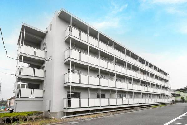 ビレッジハウス中貫3号棟の外観
