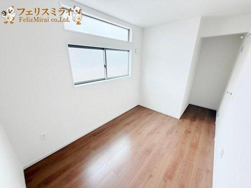 Terrechez　明石市大久保町１８期（八木）のその他|■現地写真・２号棟■
窓ガラスは全てペアガラスとなっており、防音性や断熱性に優れています♪