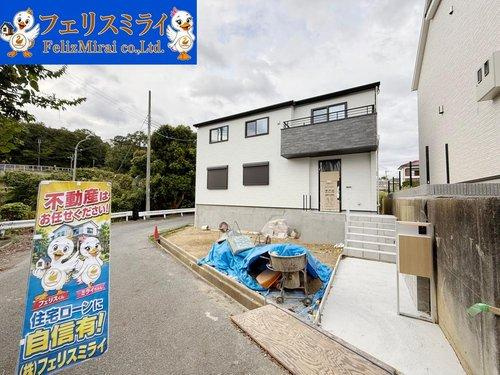 マリンホーム　神戸市西区美穂が丘４丁目　全１８棟の前面道路含む現地写真|■現地写真・１６号棟■
ガス衣類乾燥機・床暖房・太陽光発電システム等、フル装備の新築戸建◎
即入居できます！！