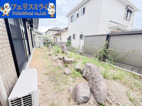 神戸市垂水区神和台３丁目１４-８の庭|■現地写真■
お庭スペースがございます、広さもあり様々な用途にお使い頂けます♪