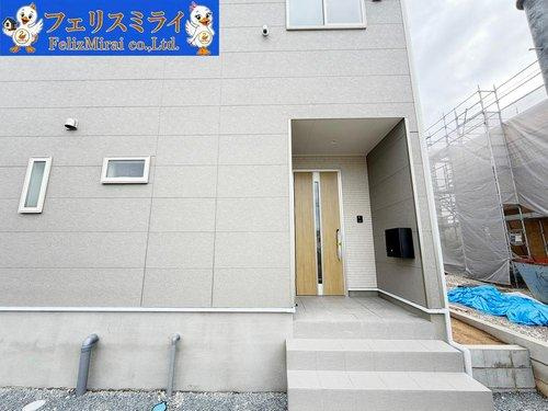 　の玄関|■現地写真・３号棟■
スマートキー対応の玄関ドア♪