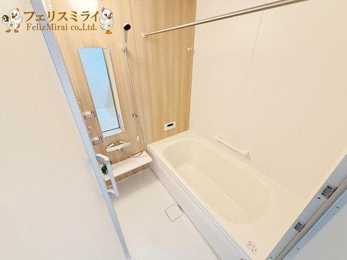 神戸市垂水区星陵台第１　全２棟の浴室|■現地写真・１号棟■
1坪タイプの浴室♪
広々としており、好評頂いております♪