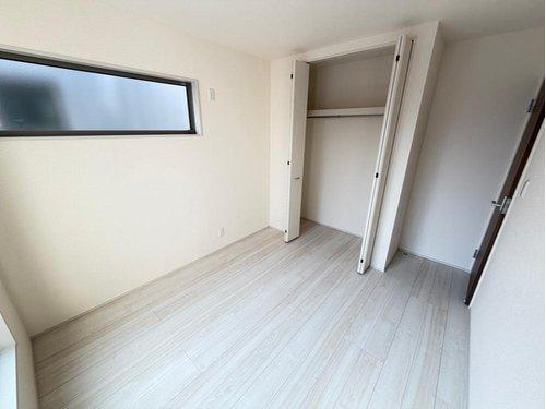 　のその他|■現地写真■
各お部屋には収納が完備されていますので大変便利に御活用頂けます♪