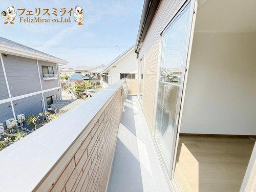 Heartful Town　明石市二見町東二見１３１０番　全６棟のバルコニー|■現地写真・A号棟■
日当たり良好のバルコニー♪
洗濯物がたくさん干せます♪