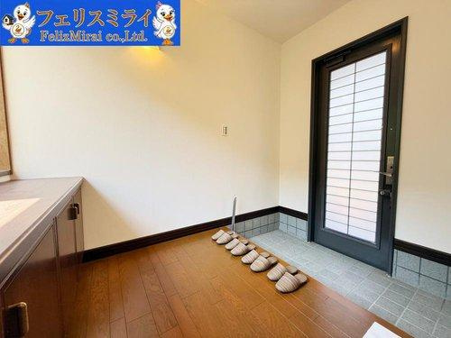 神戸市須磨区北落合６丁目の玄関|■現地写真■
大変広々とした玄関♪