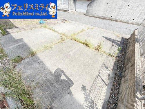 神戸市西区今寺２２-１７の駐車場|■現地写真■
お車は２台並列でお停め頂けます♪