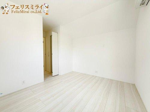 LiGNAGE　明石市松が丘３丁目２４-１期　全２棟のその他|■現地写真・１号棟■
全居室収納付き♪