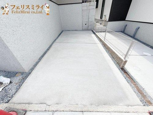LiGNAGE　明石市松が丘３丁目２４-１期　全２棟の駐車場|■現地写真・２号棟■
普通車駐車１台可♪