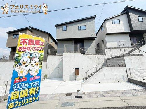 マリンホーム　神戸市北区山の街11　全６棟の外観|■現地写真・５号棟■
各棟２台駐車できます◎