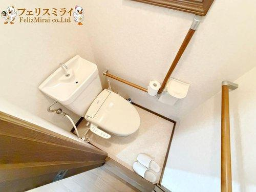 神戸市垂水区大町１期のトイレ|■現地写真■
窓があり明るいトイレ◎