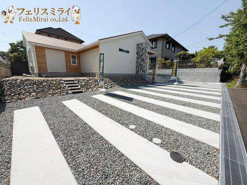 神戸市北区星和台５丁目の駐車場|■現地写真■
４台以上広々駐車可能です♪