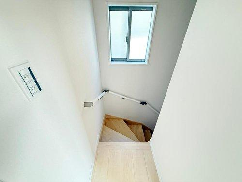 明石市鳥羽　全１棟のキッチン|■現地写真■
広いスペースで調理も楽しくできます◎●