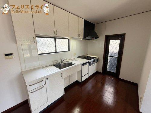 神戸市垂水区泉が丘５丁目のキッチン|■現地写真■
大変綺麗なキッチンです！！