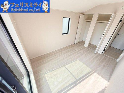 明石市松が丘３丁目　全２棟のその他|■現地写真・B号棟■
断熱性能が高い窓を採用しております、既存の住宅と比較して光熱費が削減できます♪