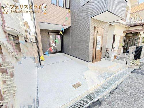 First Town　明石市中朝霧丘第２　全１棟の駐車場|■現地写真■
お車普通車１台駐車可能♪