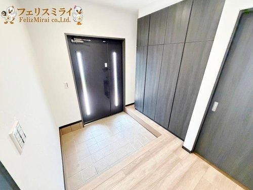明石市松が丘３丁目２４-１０の外観|■現地写真■
軽量鉄骨で安心の住まい♪
建物が４８坪もあり、各お部屋広々！