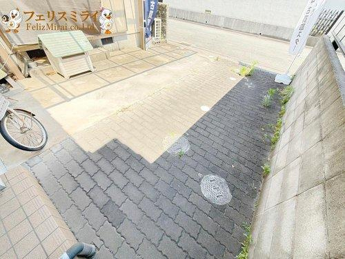 加古川市平岡町２期（土山）の外観|■現地写真■
リフォーム未施工のため、お客様の好みに合わせてカスタマイズできます♪（住宅ローンに入れられます◎）
