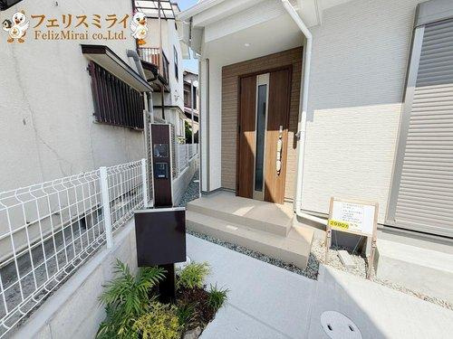Heartful Town　神戸市北区鈴蘭台西町３丁目２番　１棟（神戸）のキッチン|■現地写真■
キッチンからリビングが見渡せます♪