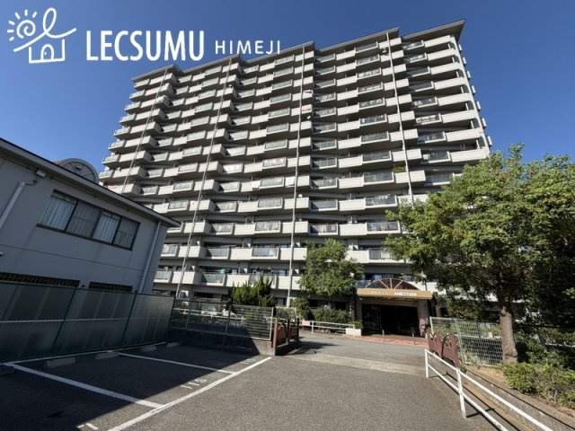ネオハイツ姫路アメティ228の外観