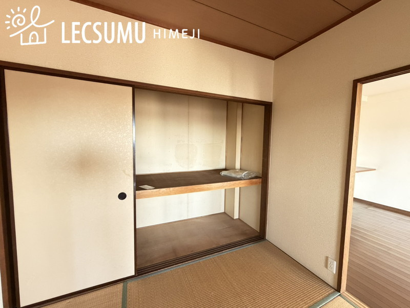 ネオハイツ姫路アメティ228の収納