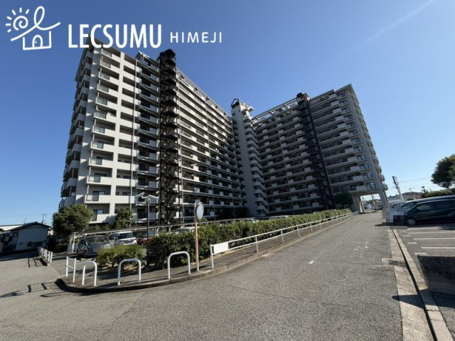 ネオハイツ姫路アメティ228の外観