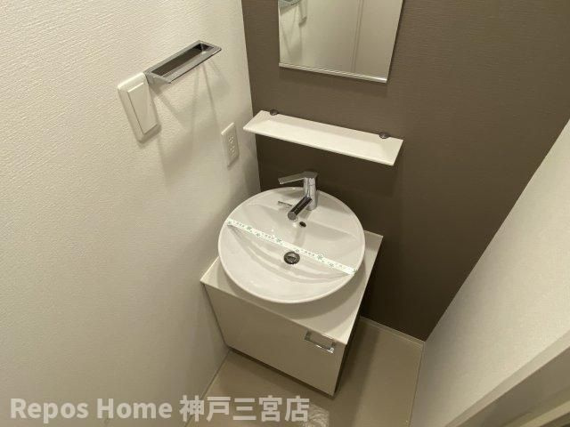 エスリード神戸三宮ラグジェの洗面所