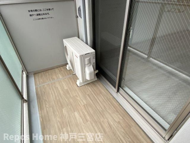 エスリード神戸三宮ラグジェのバルコニー